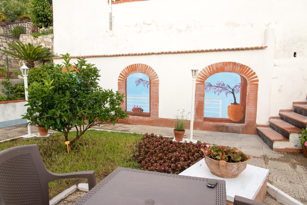 Bed & Breakfast Garden On The Sea *